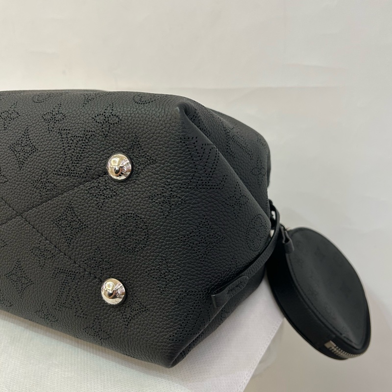 LV Mahina 黑牛皮束口水桶二用包-5