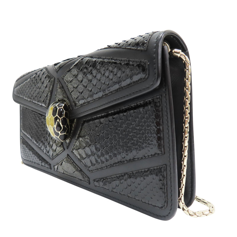 黑色 亮面特殊皮革 肩背包【 Bulgari 寶格麗 】-2