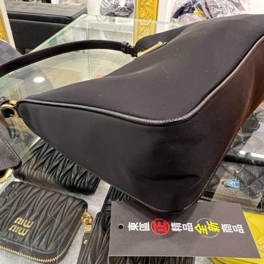 東區正精品㊣PRADA 1N204M HOBO 2005 全新黑色尼龍金三角牌皮革背帶單把手提包腋下包 RZ-4