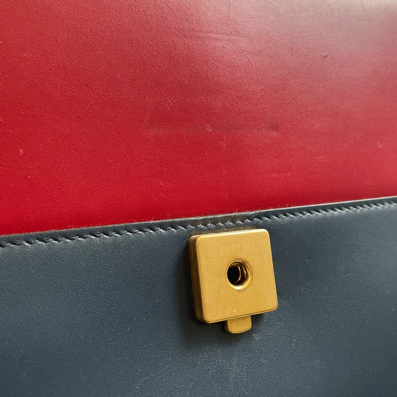 Gucci SYLVIE肩背包 水鑽蜜蜂-10