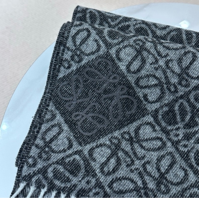 【全新❤️】LOEWE Anagram scarf 羊絨羊毛圍巾頸巾 女款 深灰色 黑灰色-3