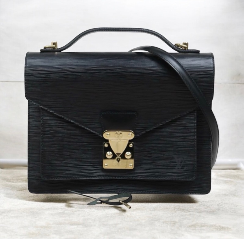 「JL精品代購」98新 LV 黑色水波紋 郵差 單肩包-0