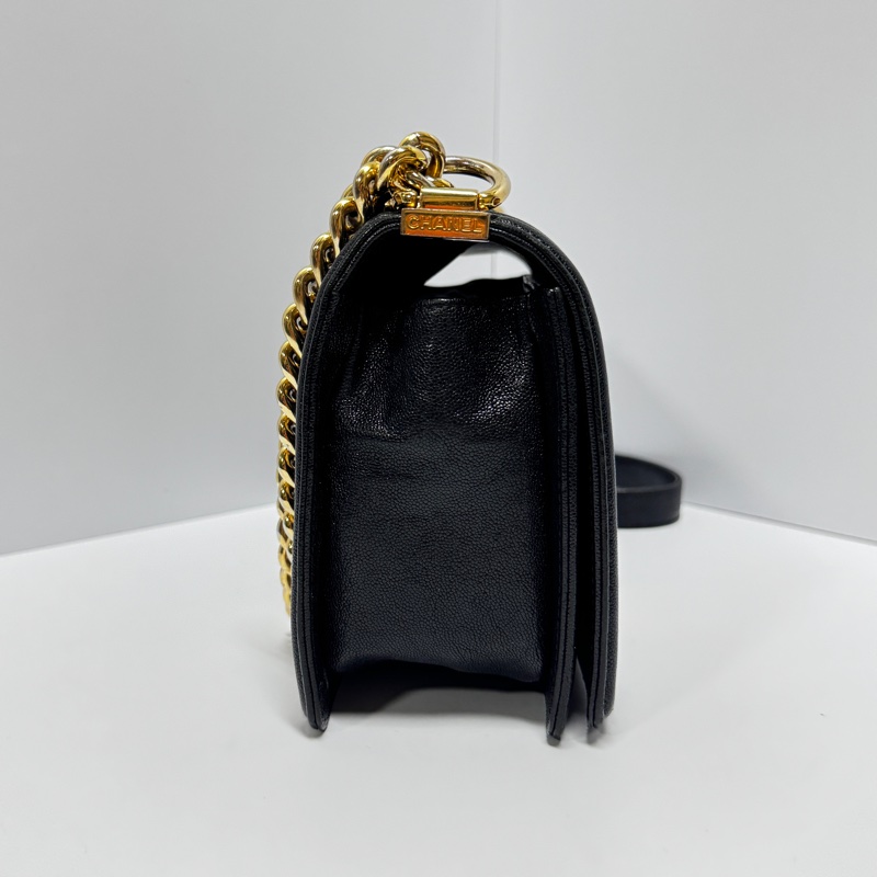 【2025/12/9專櫃剛保養】 Chanel Leboy 25 魚子醬牛皮 專櫃24.1萬!-6