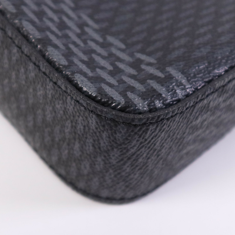 LOUIS VUITTON Damier Graphite Trio Messenger銀扣肩背袋-13