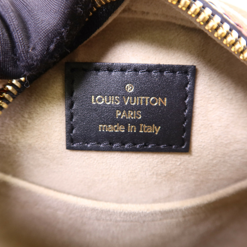 LOUIS VUITTON Monogram Giant Crafty Boite Chapoe Soupe金扣肩背袋-6