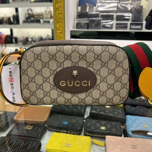 東區正精品㊣GUCCI 476466 咖啡色皮革拼PVC 虎頭 綠紅綠寬背帶斜背包肩背包相機包 RA1824-0