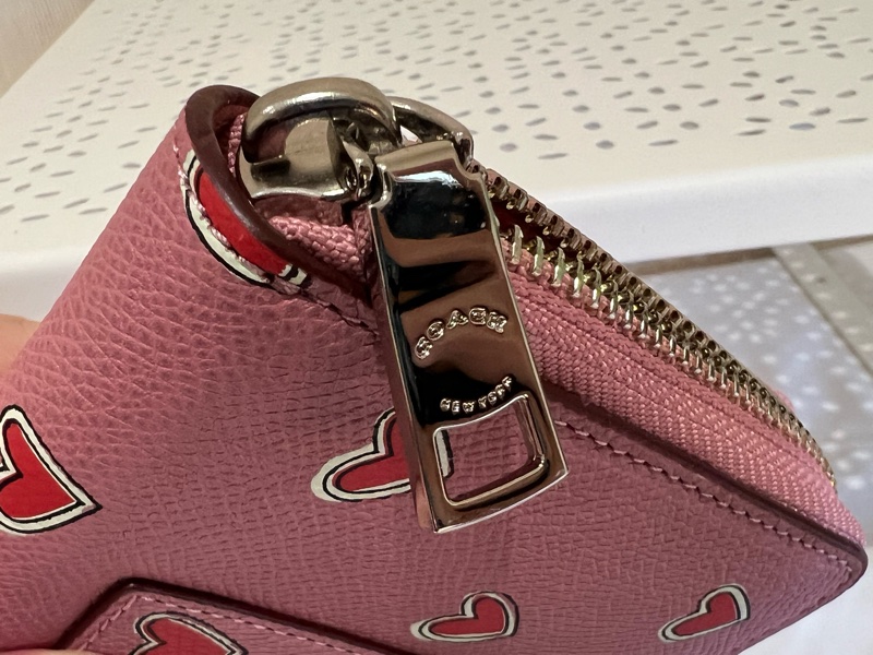 Coach 粉色愛心長夾 情人節禮物 生日禮物(全新閒置品)-4