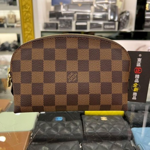 東區正精品㊣LV N47516 Pochette 全新未使用咖啡色棋盤格拉鍊貝殼包化妝包 RA1818-0