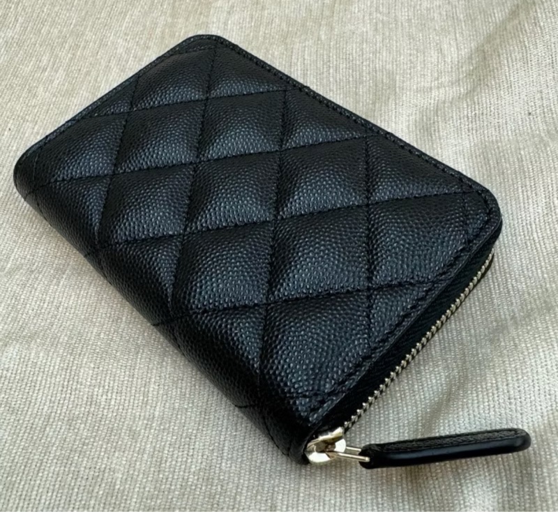 Chanel 絕版 絕美 雕花黑金logo 加大款 近新品-1