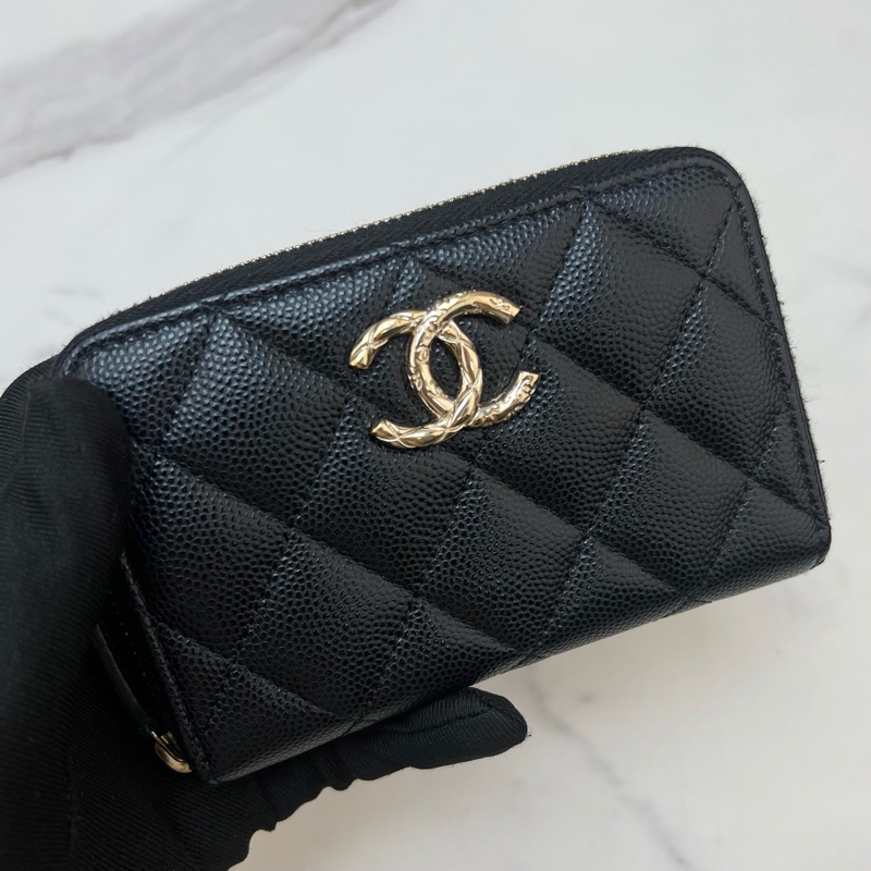 Chanel 絕版 絕美 雕花黑金logo 加大款 近新品-2