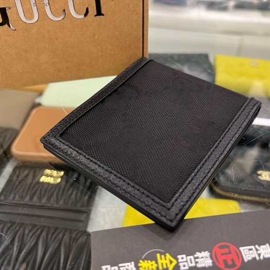 東區正精品㊣GUCCI 625573 全新黑色大 LOGO 8卡短夾 Off the Grid RZ5616-5