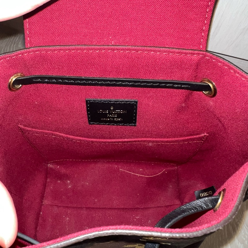 LV montsouris BB 黑拼老花 後背包-10