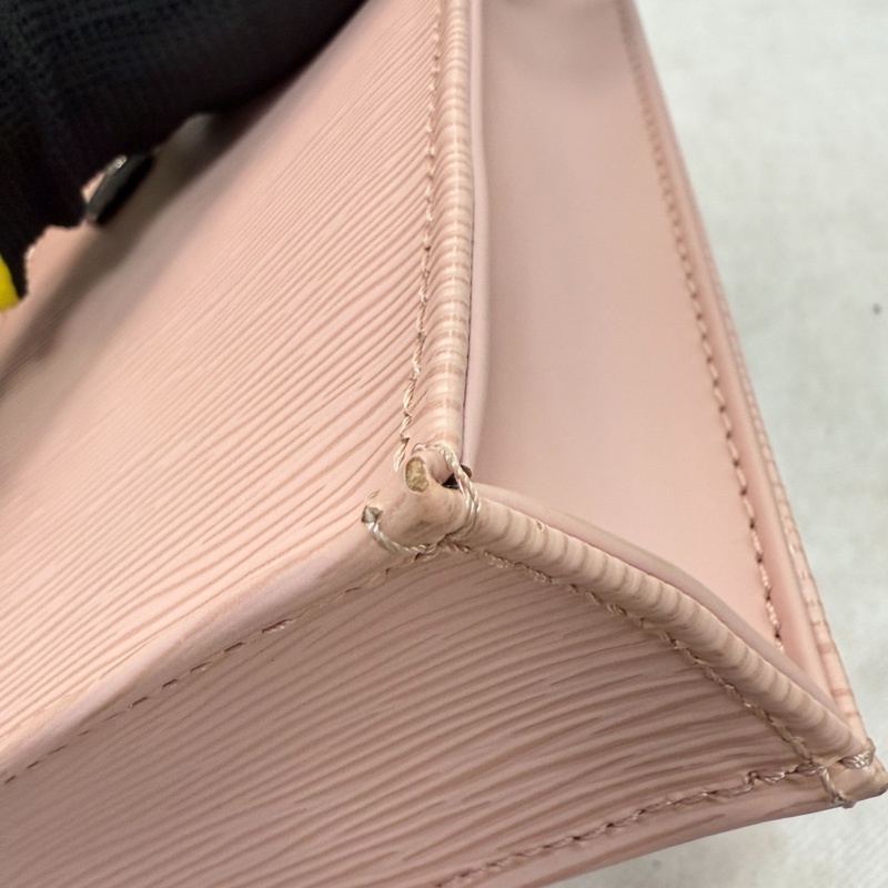 LV路易威登Petit Sac Plat水波紋粉色琴譜包-5