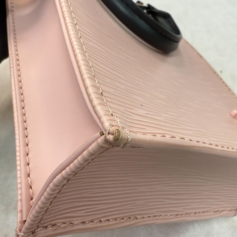 LV路易威登Petit Sac Plat水波紋粉色琴譜包-6