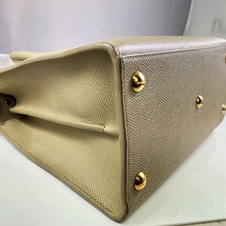 *奢華大道國際精品*【D0269】DIOR奶茶色 30 MONTAIGNE 中款手提/肩背兩用包 M9321UMBA-4