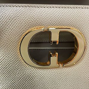 *奢華大道國際精品*【D0269】DIOR奶茶色 30 MONTAIGNE 中款手提/肩背兩用包 M9321UMBA-7