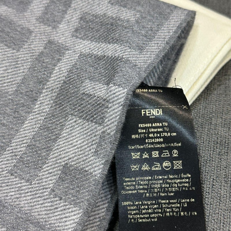 💎Han's house精品服飾💎fendi 芬迪 FF 滿版 圍巾 170X46原價20000-5