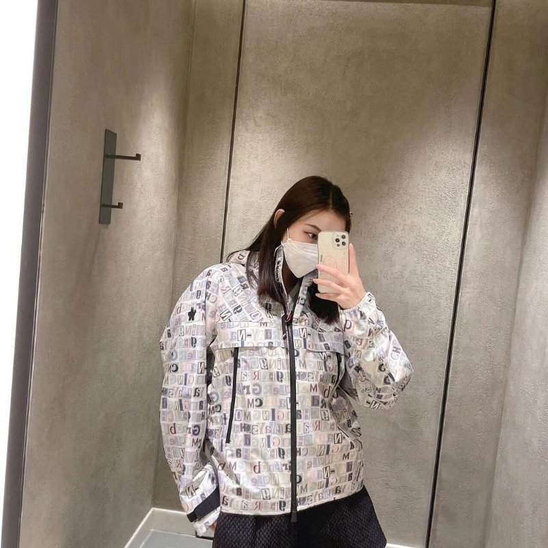 💎Han's house精品服飾💎 moncler 滑雪系列 高機能 防水 尼龍 風衣 連帽 外套-5
