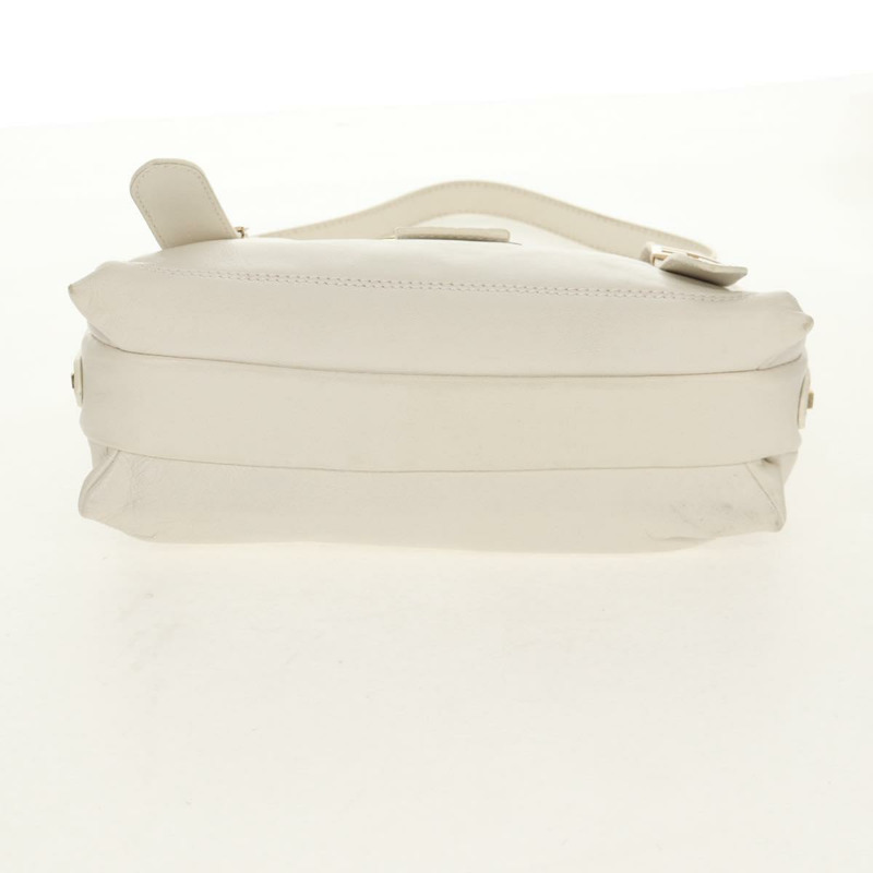 【日本直送】FENDI Mamma Baguette 單肩包,白色皮革,金色,正品,貨號 154081M-5