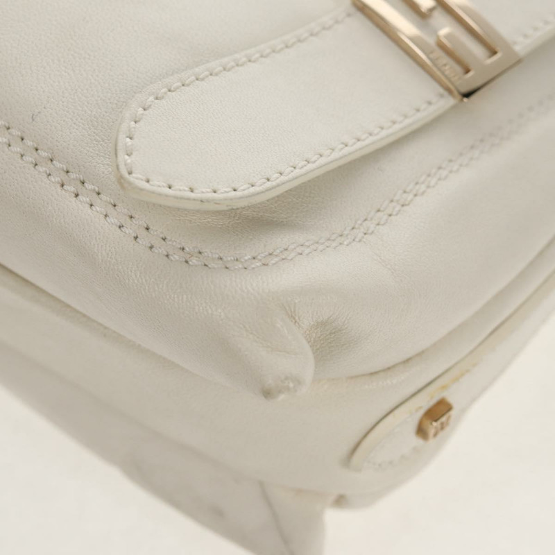 【日本直送】FENDI Mamma Baguette 單肩包,白色皮革,金色,正品,貨號 154081M-15