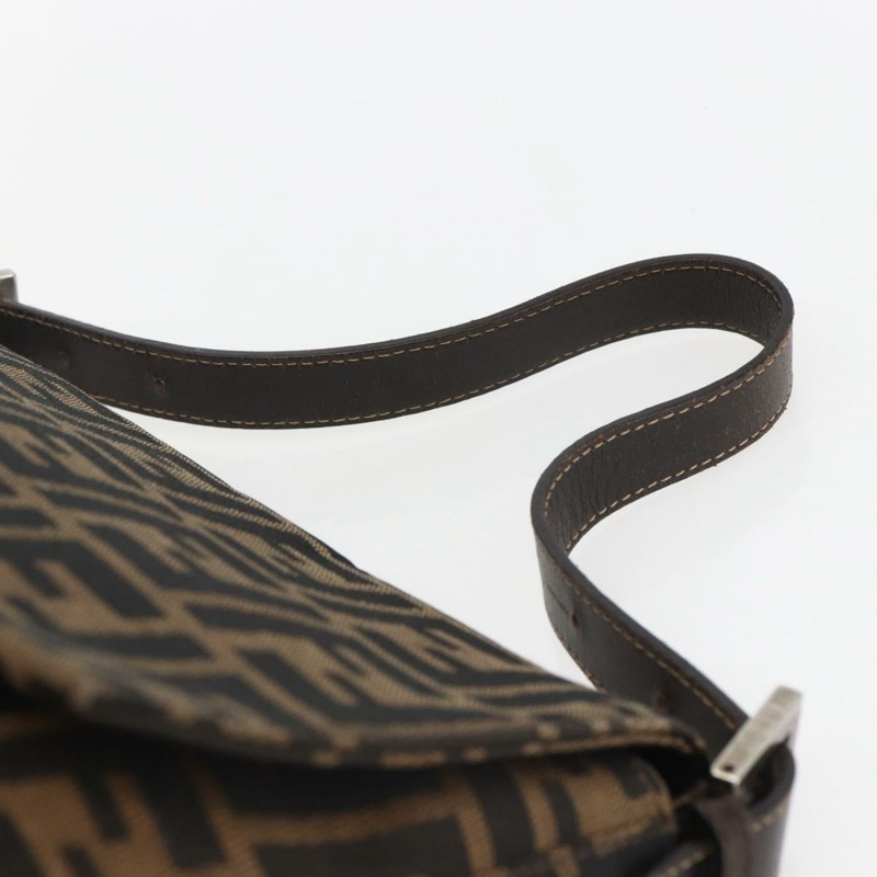 【日本直送】FENDI Zucca帆布Mamma Baguette單肩包 黑色棕色 正品 tb1254V-7