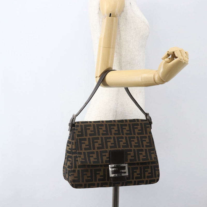 【日本直送】FENDI Zucca帆布Mamma Baguette單肩包 黑色棕色 正品 tb1254V-22