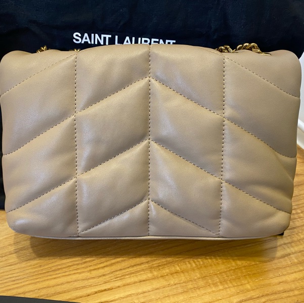 YSL Puffer mini 奶茶色雲朵包-6