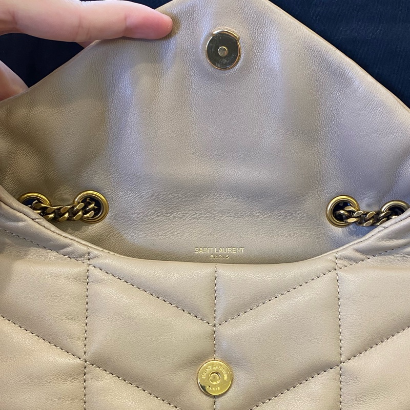 YSL Puffer mini 奶茶色雲朵包-15