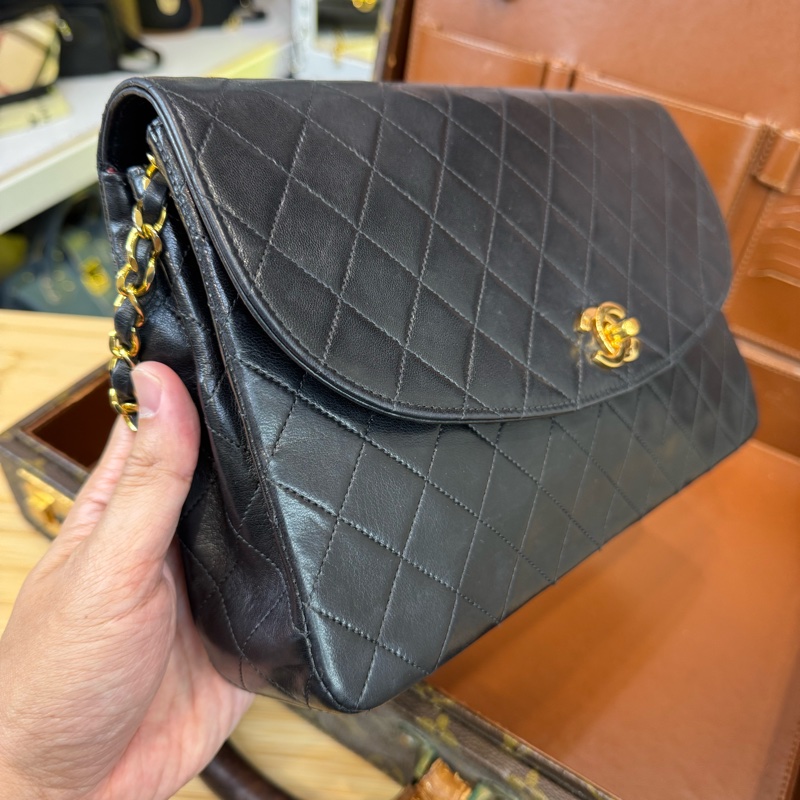 上架中🔑Chanel Vintage黑羊皮信封鏈包♠️罕見款-1