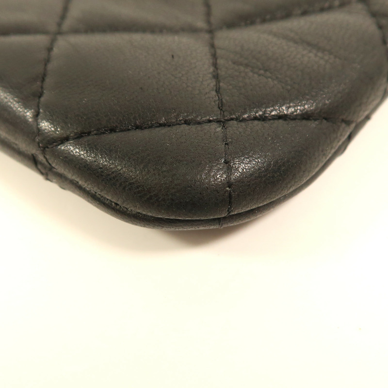 CHANEL 羊皮皮革Pouch金扣手拿包-8