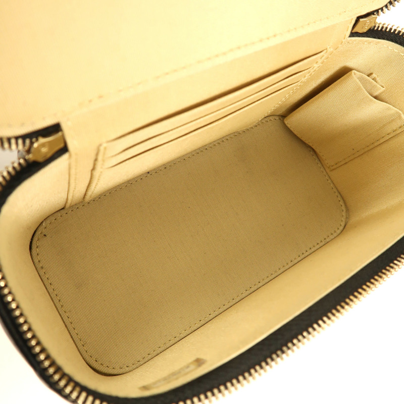 CHANEL 羊皮皮革Vanity Case金扣鏈帶肩背袋-4