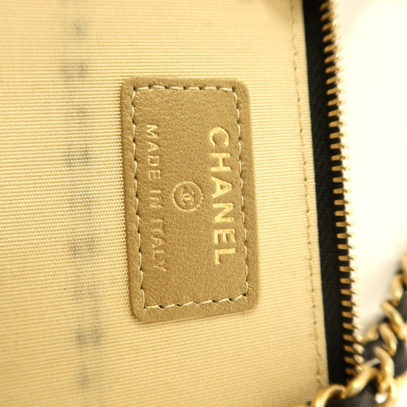 CHANEL 羊皮皮革Vanity Case金扣鏈帶肩背袋-5