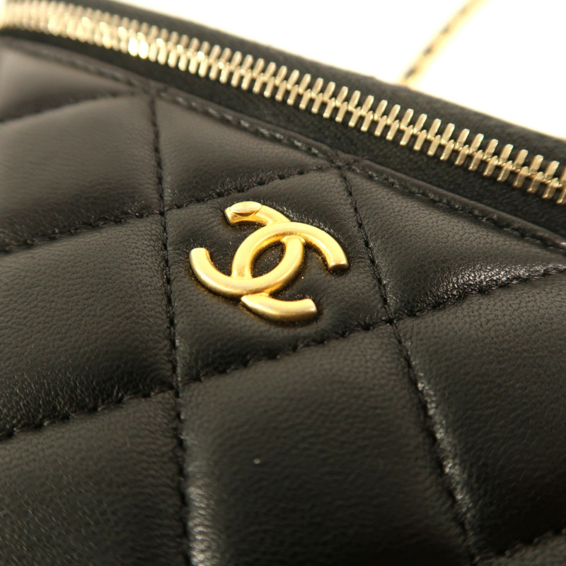CHANEL 羊皮皮革Vanity Case金扣鏈帶肩背袋-9