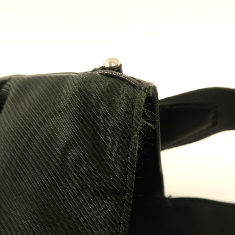 LOUIS VUITTON Taiga Victor銀扣肩背袋-13