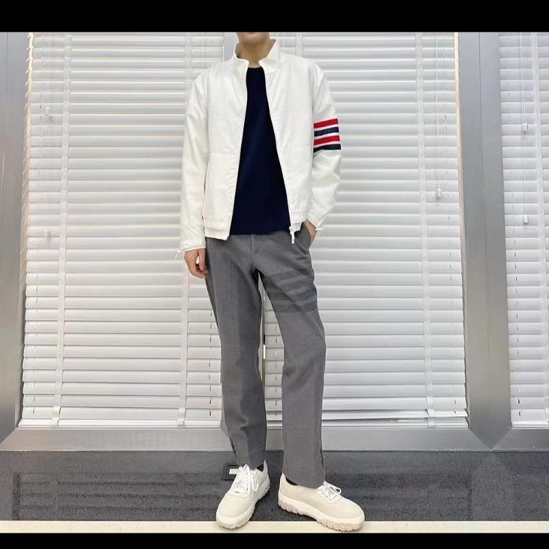 💎Han's house精品服飾💎THOM BROWNE TB 四槓 尼龍 風衣 防水 外套-4