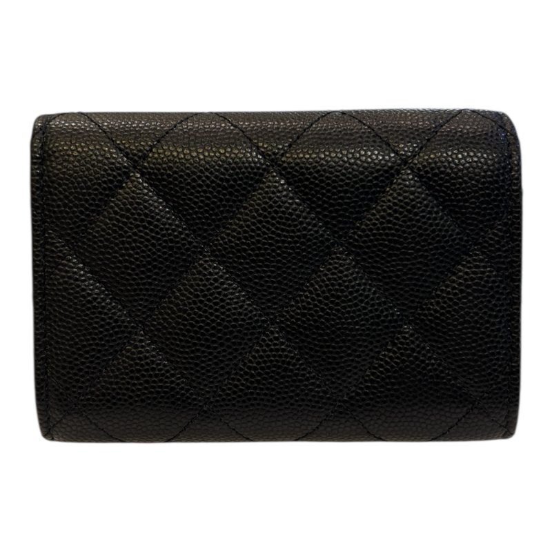 chanel黑金荔枝紋撲克牌圖案三折短夾-1