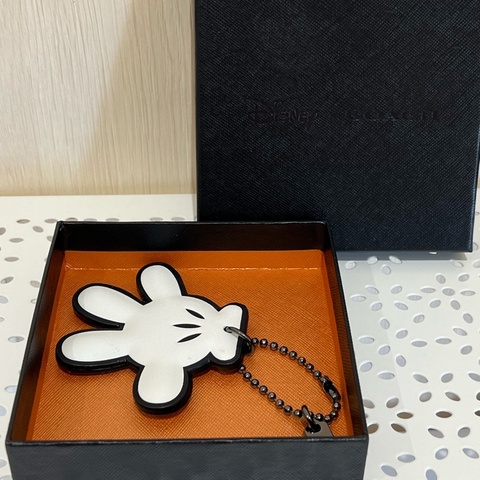 Coach*Disney 聯名限量米奇白手套吊飾（全新閒置品