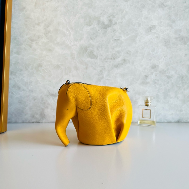 Loewe 羅意威 黃色大象包 /斜背包/9798新美品-1