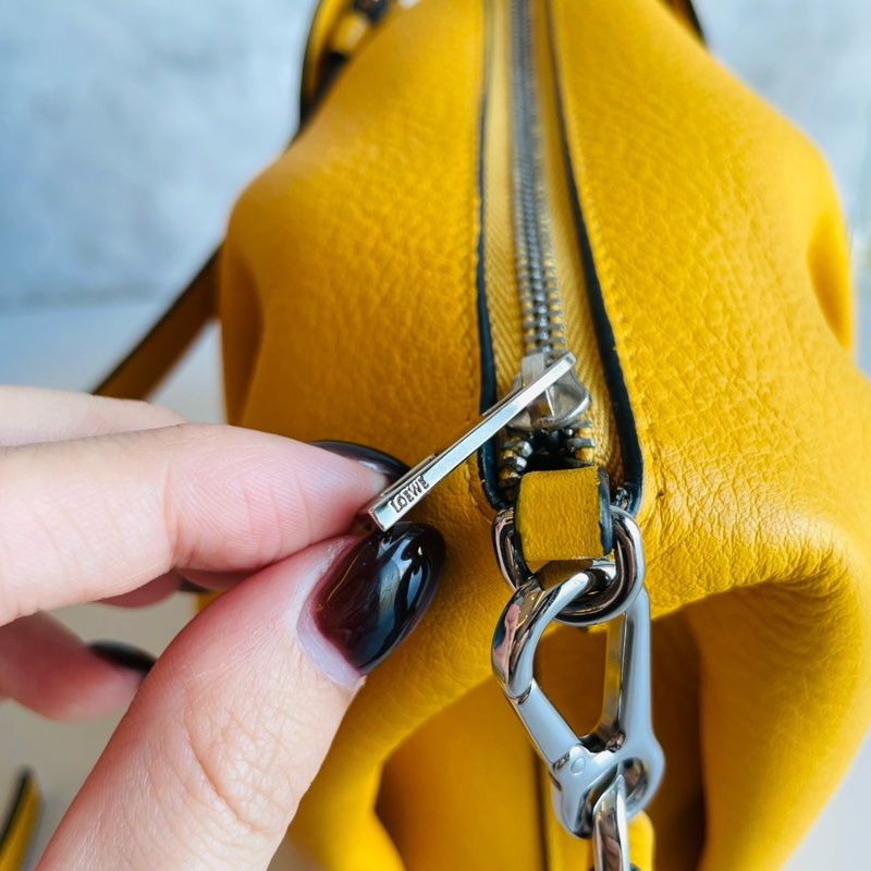 Loewe 羅意威 黃色大象包 /斜背包/9798新美品-2