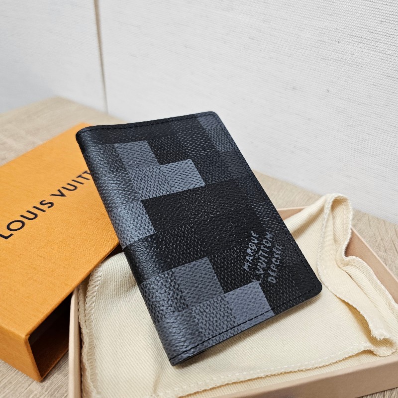 [極新品況❣️] LV黑灰漸層棋盤格對開卡夾-7