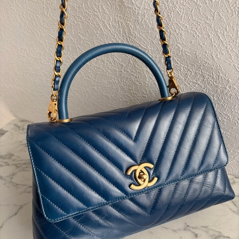 Chanel 藍色山型紋handle金鏈❣️年底犒賞包