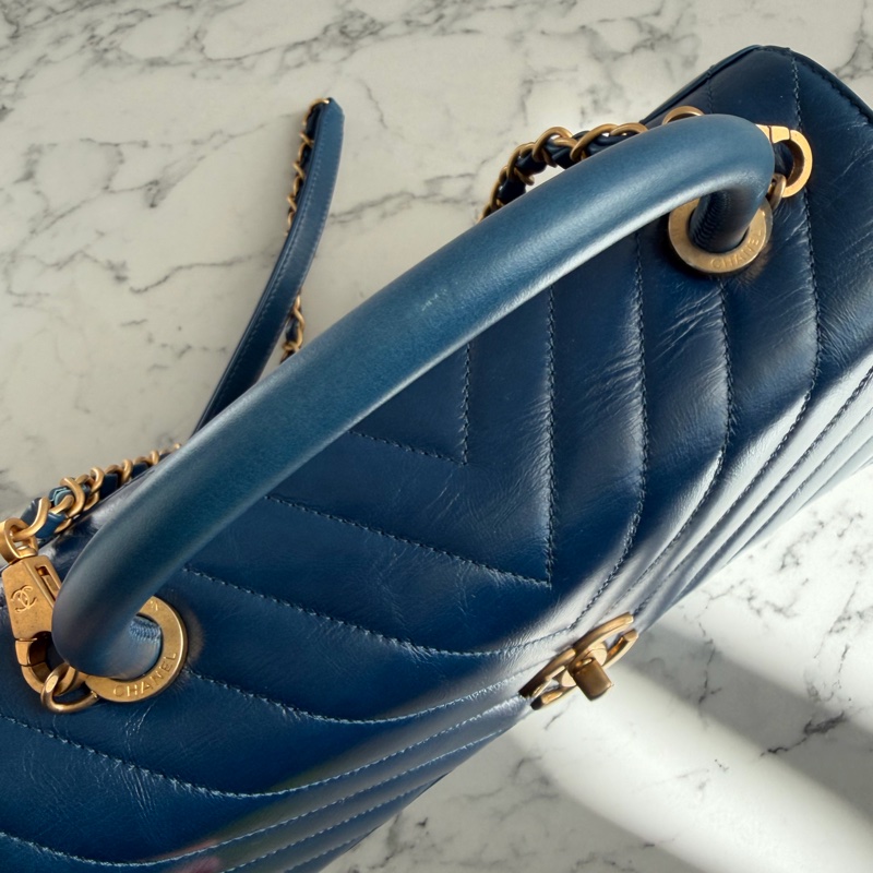 Chanel 藍色山型紋handle金鏈❣️年底犒賞包-16