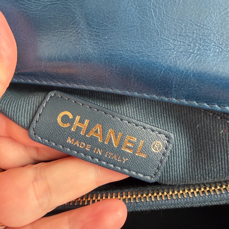 Chanel 藍色山型紋handle金鏈❣️年底犒賞包-18