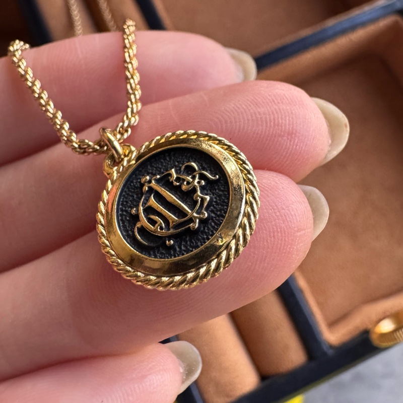 Christian Dior 鍍金黑琺瑯項鏈 南瓜車吊墜-5