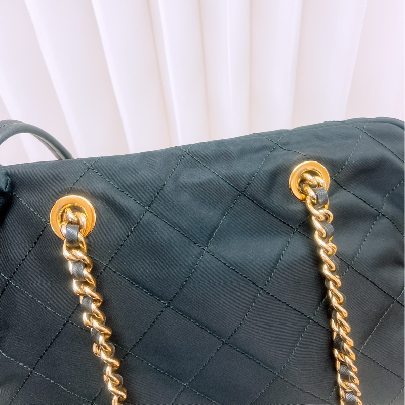 Prada 黑金菱格尼龍托特包/鏈條肩背包-10