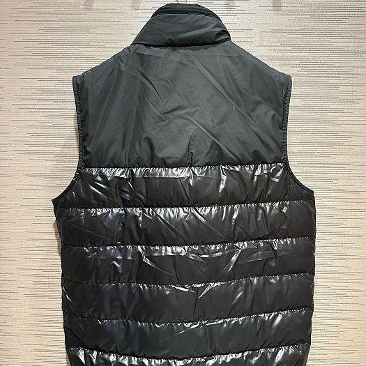 💎Han's house精品服飾💎moncler Cerces 羽絨 背心 原價39700-6