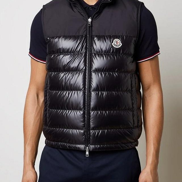 💎Han's house精品服飾💎moncler Cerces 羽絨 背心 原價39700-7