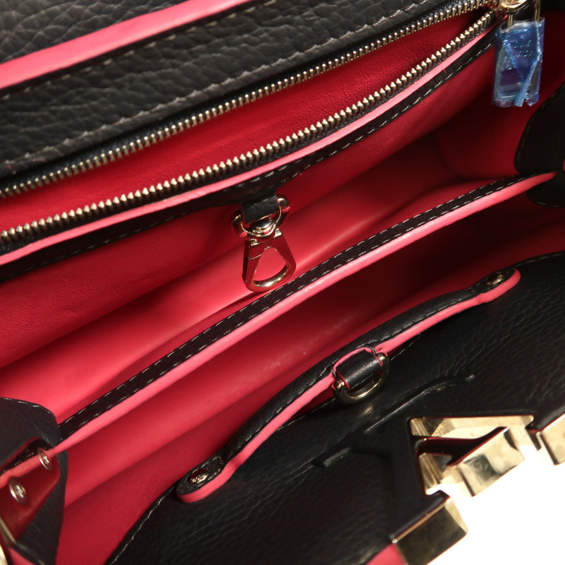 LOUIS VUITTON Taurillon Capucines BB銀扣手挽肩背兩用袋-10