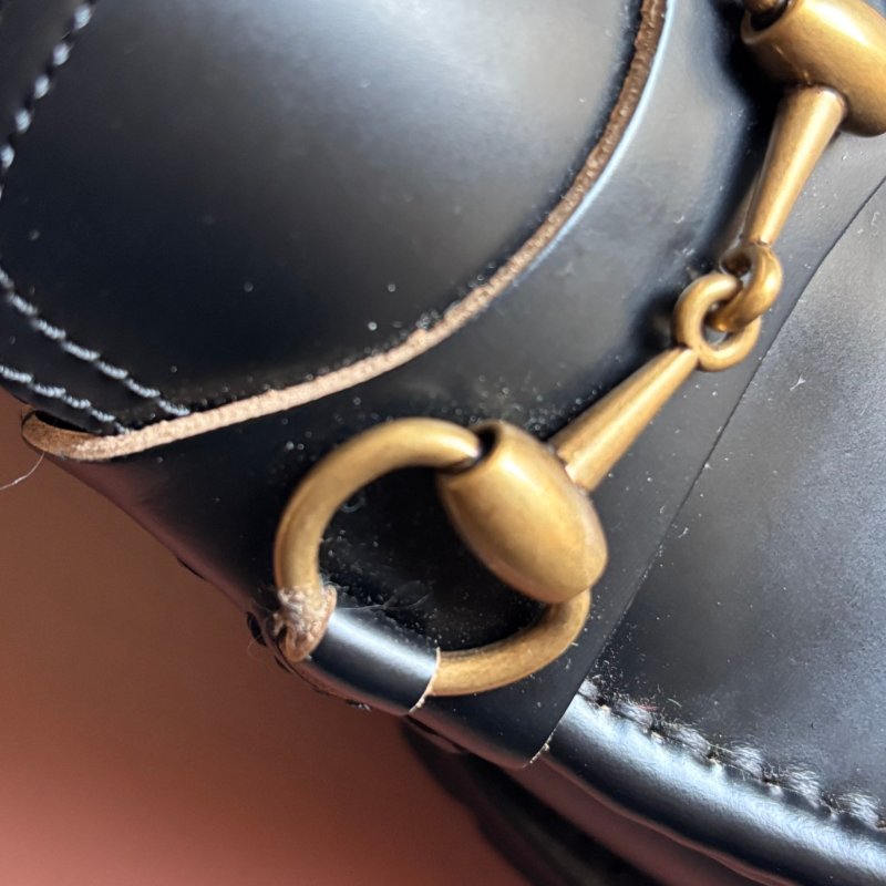 ::GUCCI:: 黑色皮革x金屬馬銜釦樂福鞋 38號-6