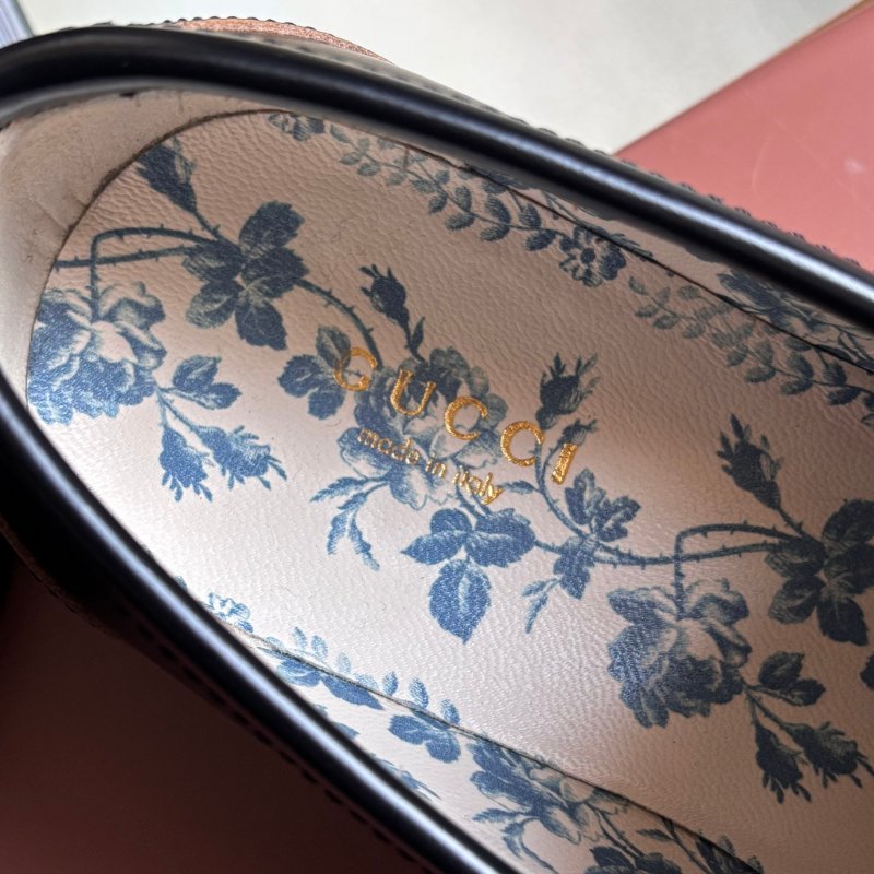 ::GUCCI:: 黑色皮革x金屬馬銜釦樂福鞋 38號-8